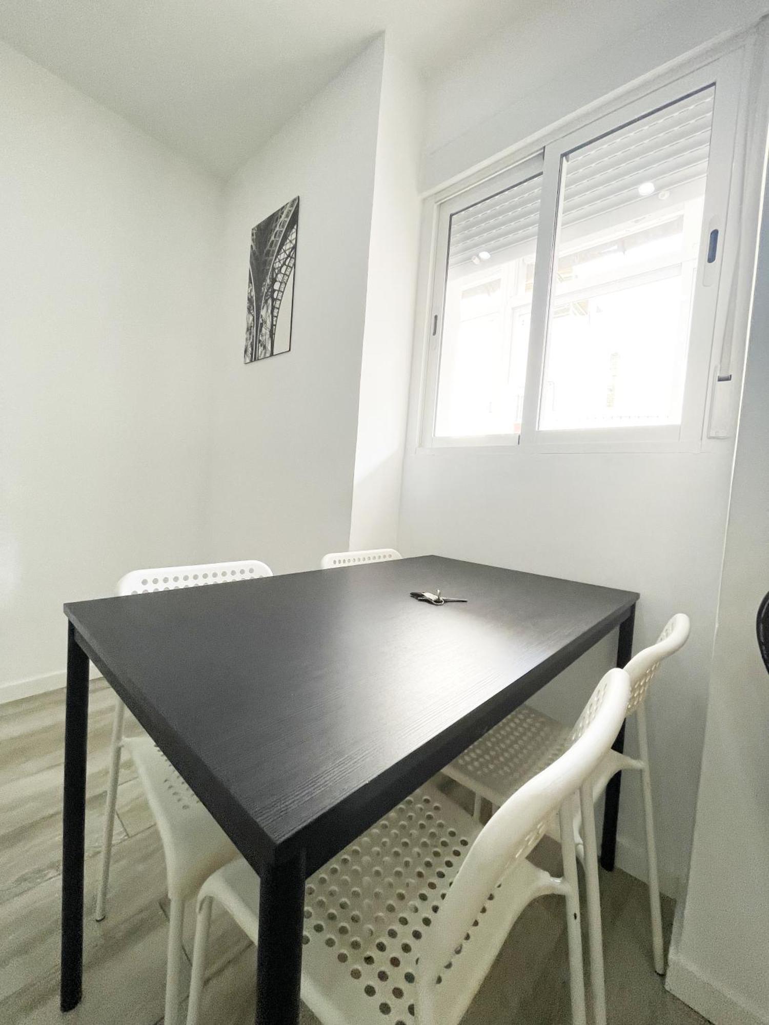 Relax Apartaments 1Min Metro Madrid Extérieur photo